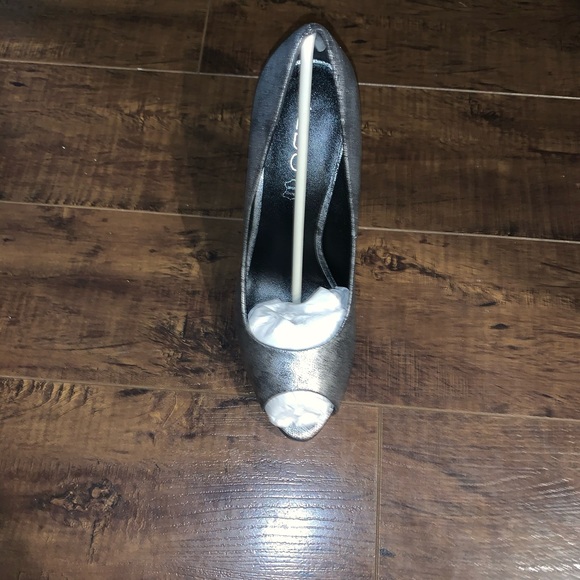 Aldo Heel - Picture 1 of 2